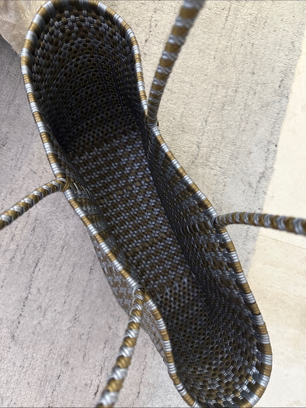 Moving sale! 🛍️ NWOT Woven Beach Tote Bag in Natural and Cream - Picture 3 of 4